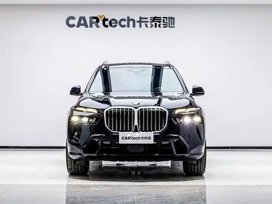 BMW X7 — фото 1