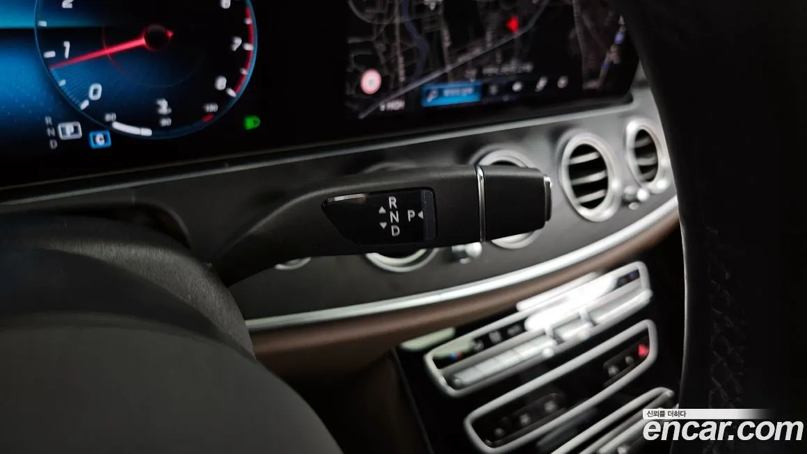 Mercedes-Benz E-Class 2022 из KR, фото 4