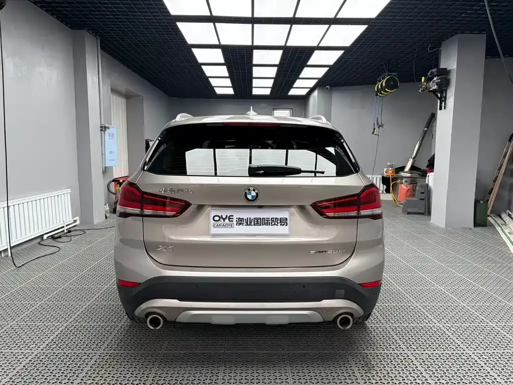BMW X1 — фото 2