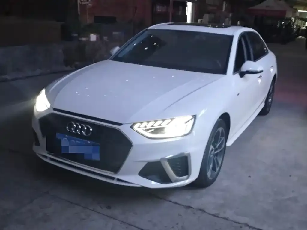 Audi A4L 2024 из CN, фото 1