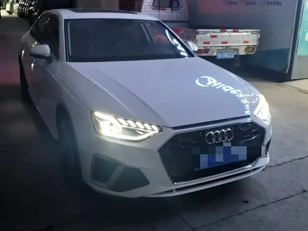 Audi A4L 2024 из CN, фото 3
