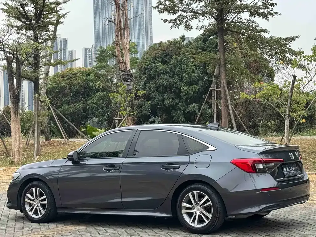 Honda Civic — фото 4