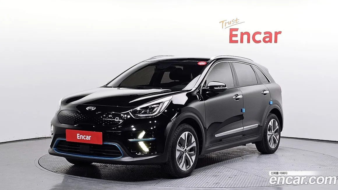Kia Niro — фото 1