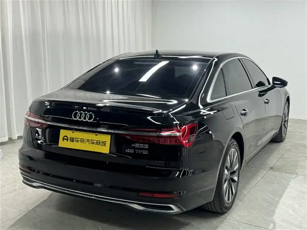 Audi A6L — фото 10