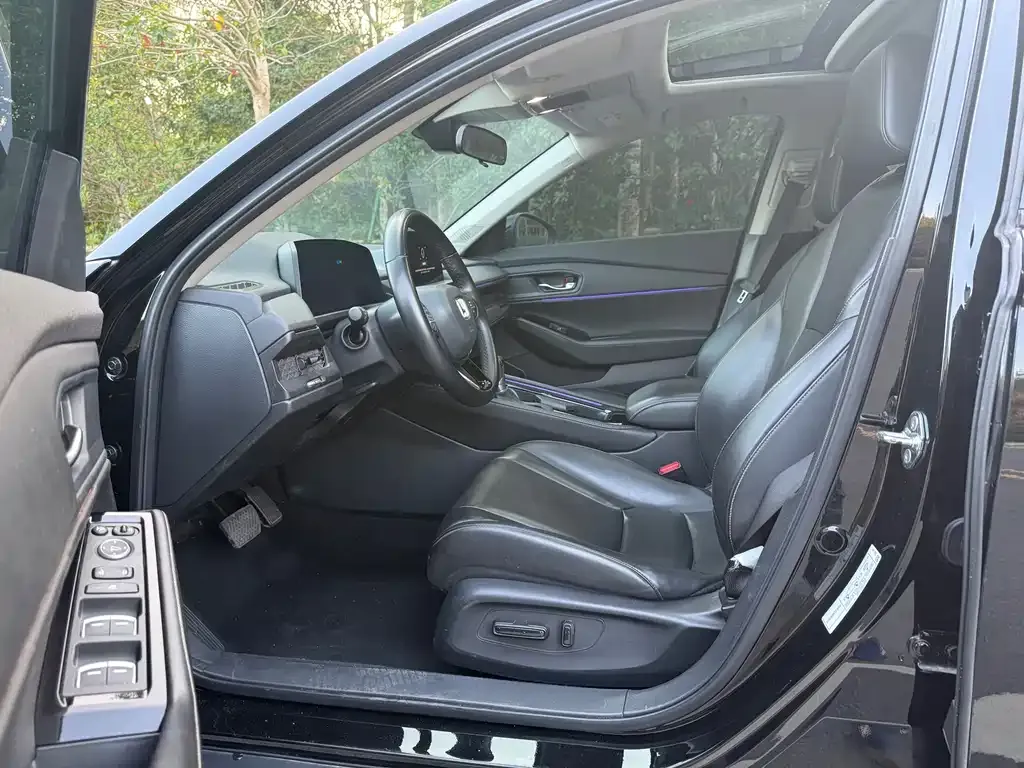 Honda Accord — фото 4