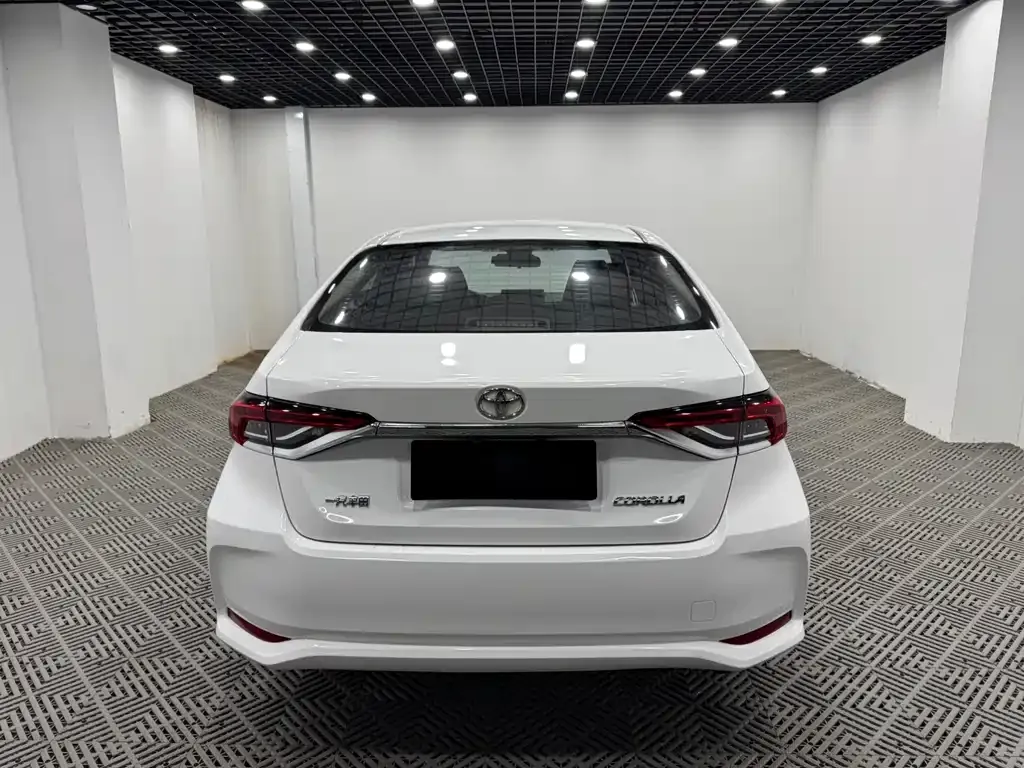 Toyota Corolla 2023 из CN, фото 8