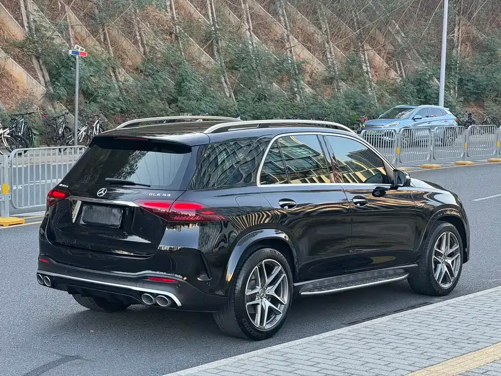 Mercedes-Benz GLE AMG — фото 5