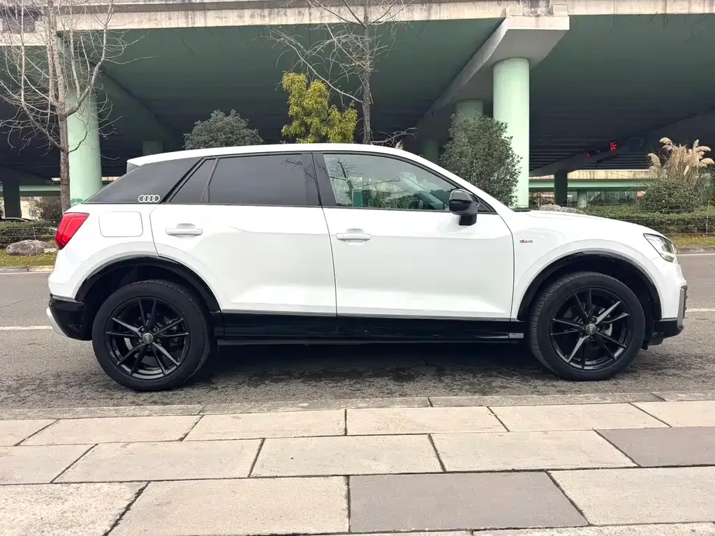 Audi Q2L 2021 из CN, фото 7