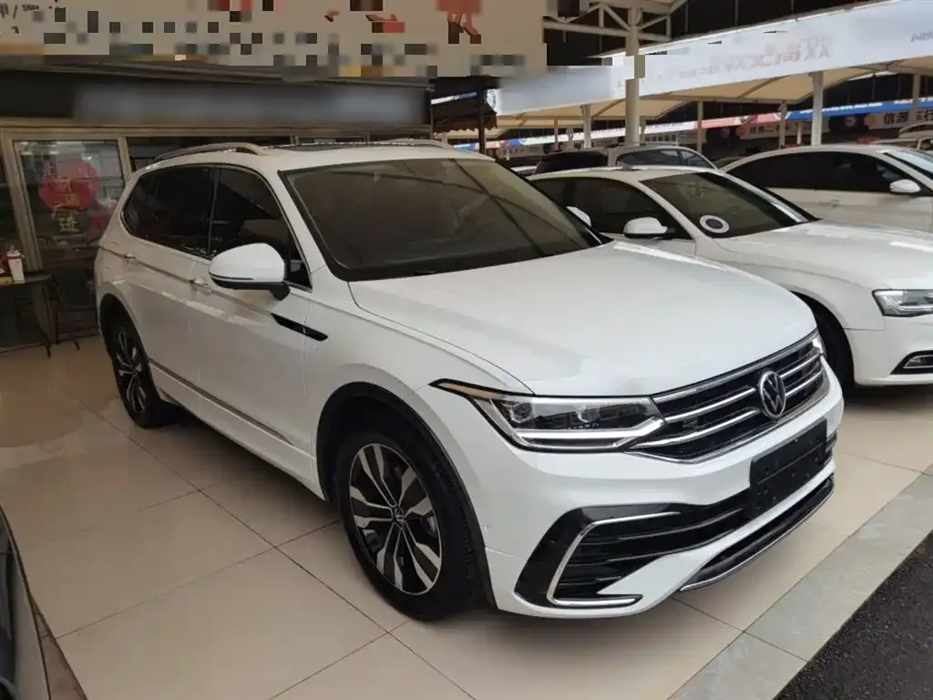 Volkswagen Tiguan L 2023 из CN, фото 8