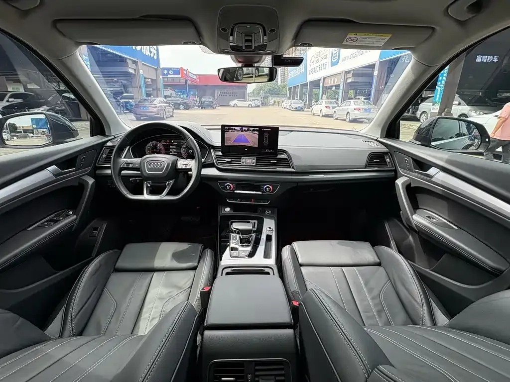 Audi Q5L 2023 из CN, фото 3