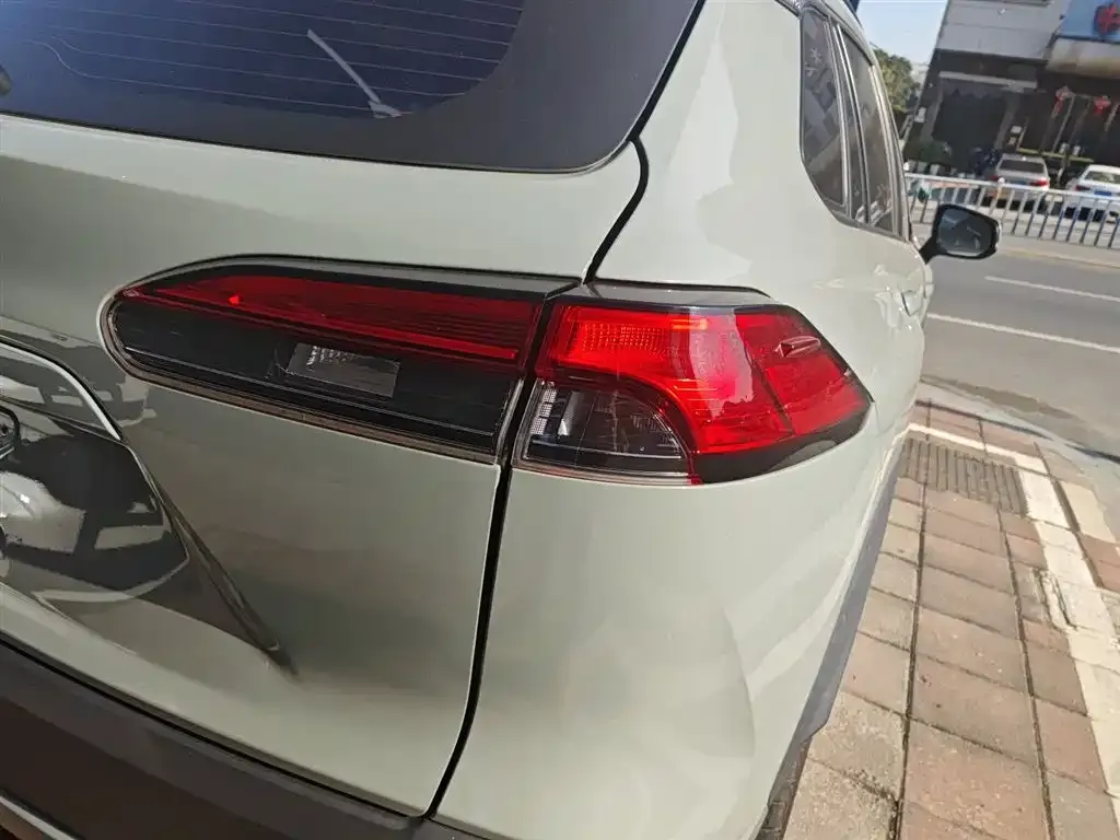 [object Object] Corolla Cross 2022 из CN, фото 10