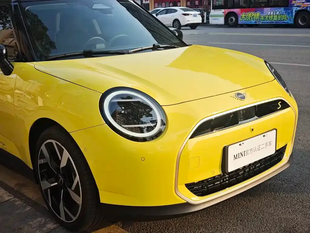 MINI Cooper EV 2024 из CN, фото 7