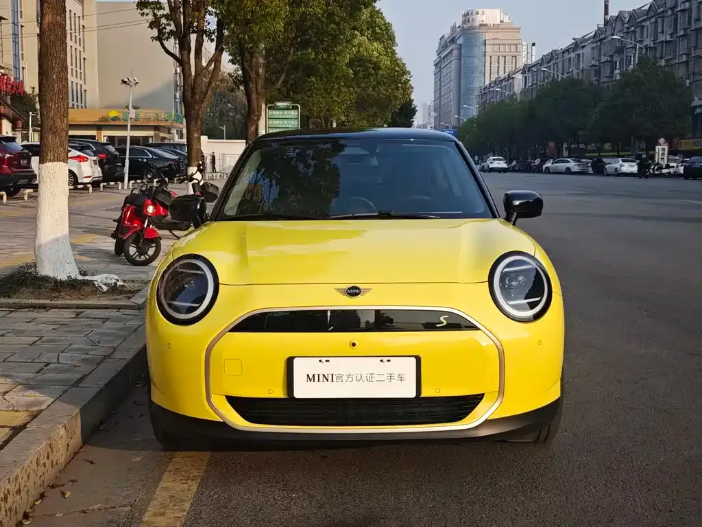 MINI Cooper EV 2024 из CN, фото 6