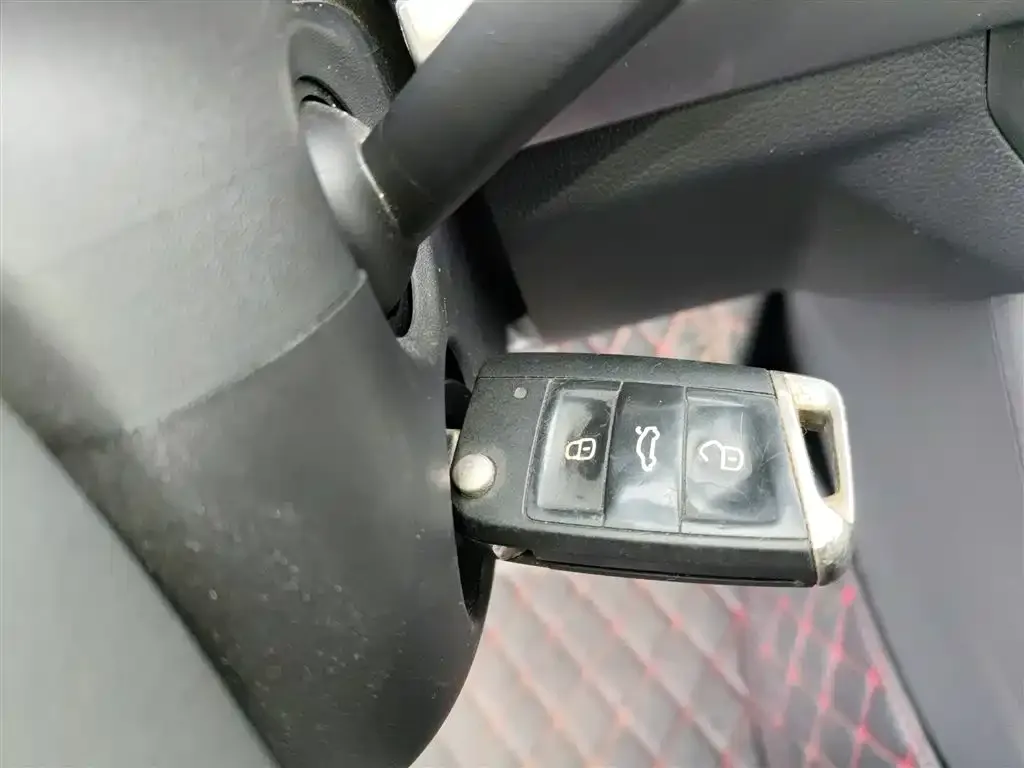 Volkswagen Bora 2021 из CN, фото 9