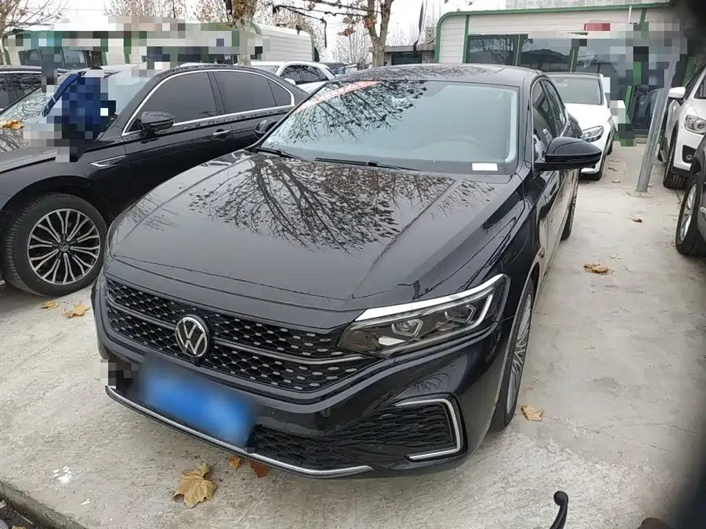 Volkswagen Passat 2023 из CN, фото 1