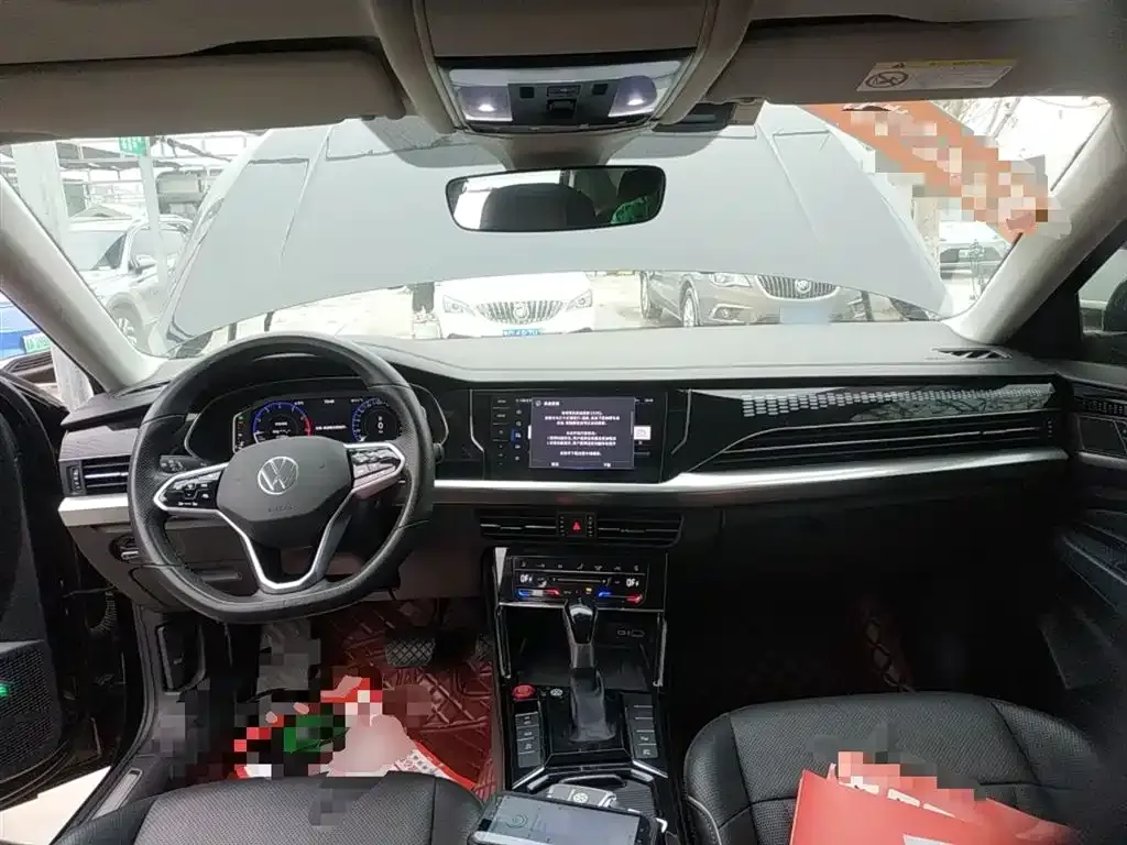Volkswagen Passat 2023 из CN, фото 3