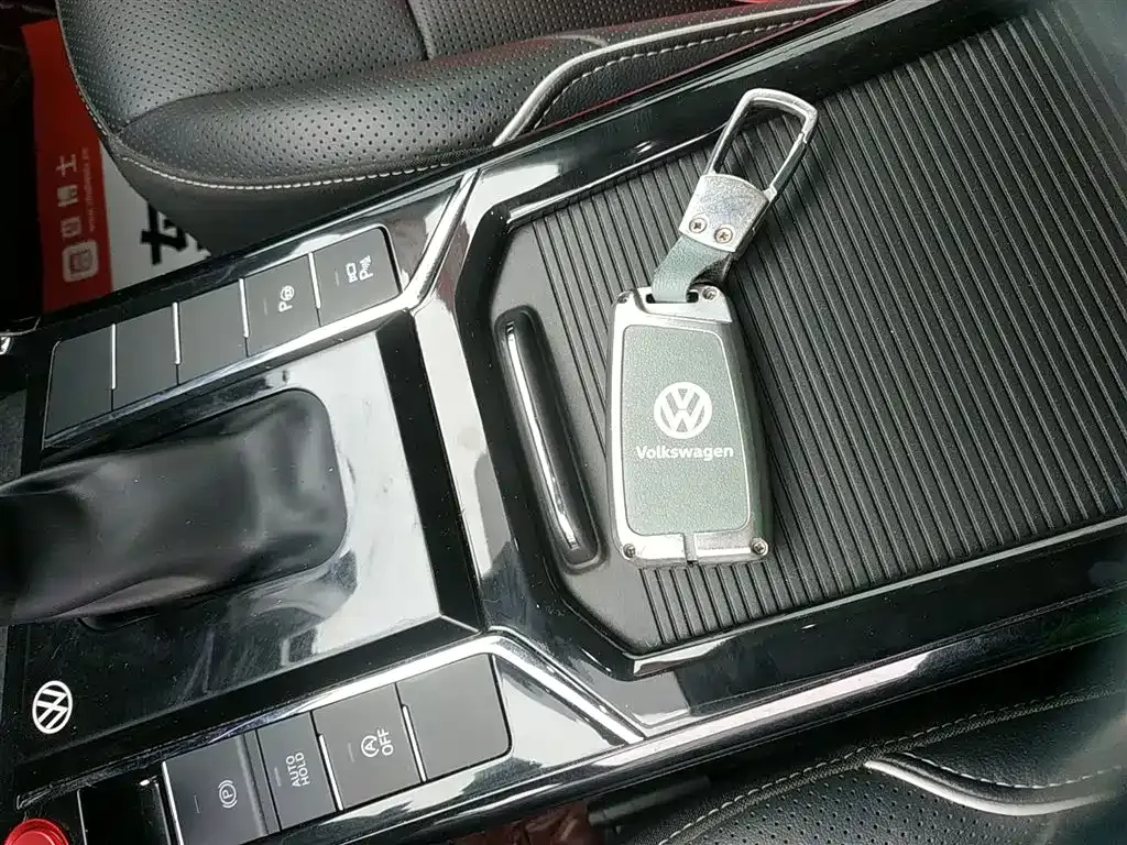 Volkswagen Passat 2023 из CN, фото 9