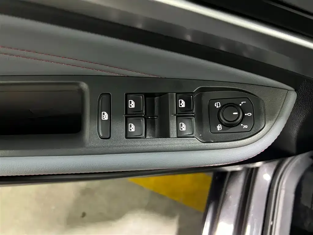Volkswagen Lamando 2022 из CN, фото 4