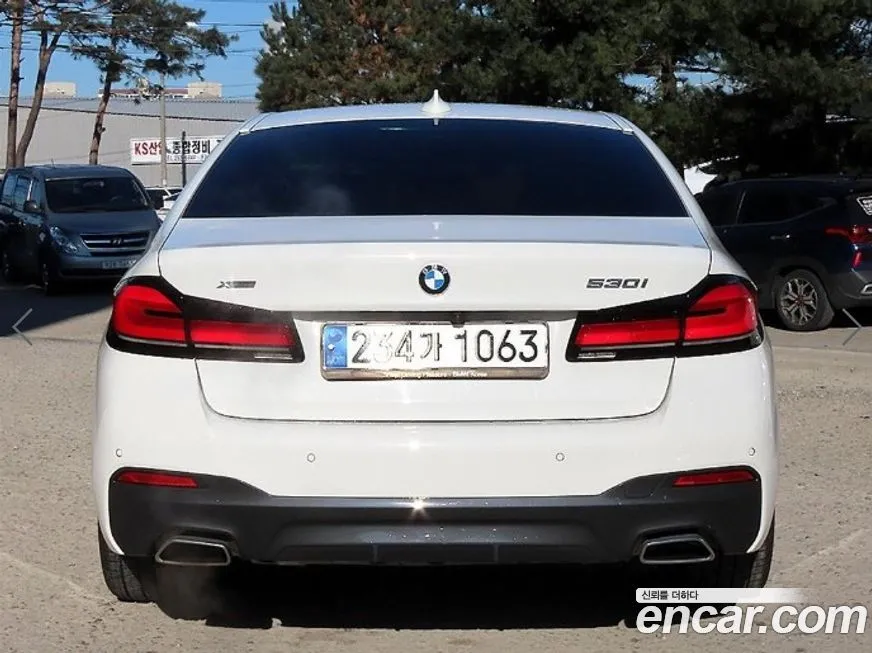 BMW 5-Series — фото 4