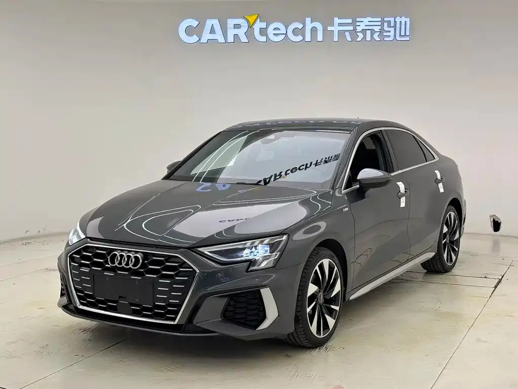 Audi A3 2024 из CN, фото 1