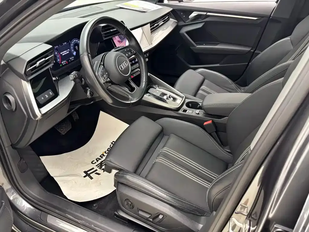 Audi A3 2024 из CN, фото 8