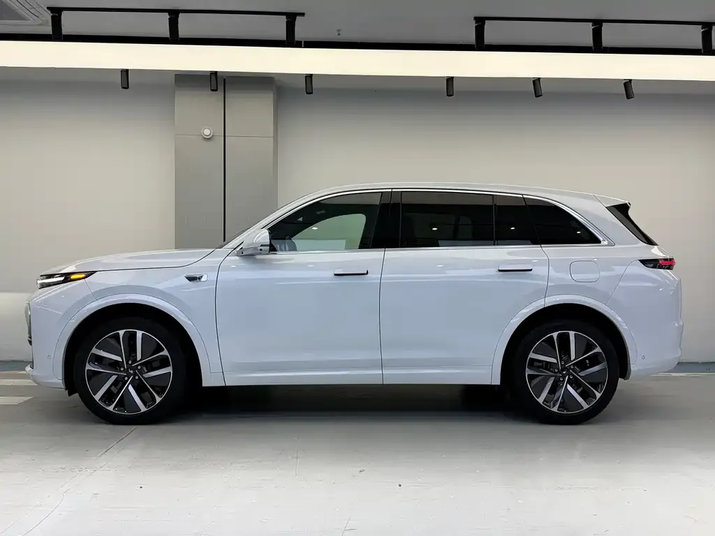 Li Auto L7 2023 из CN, фото 2