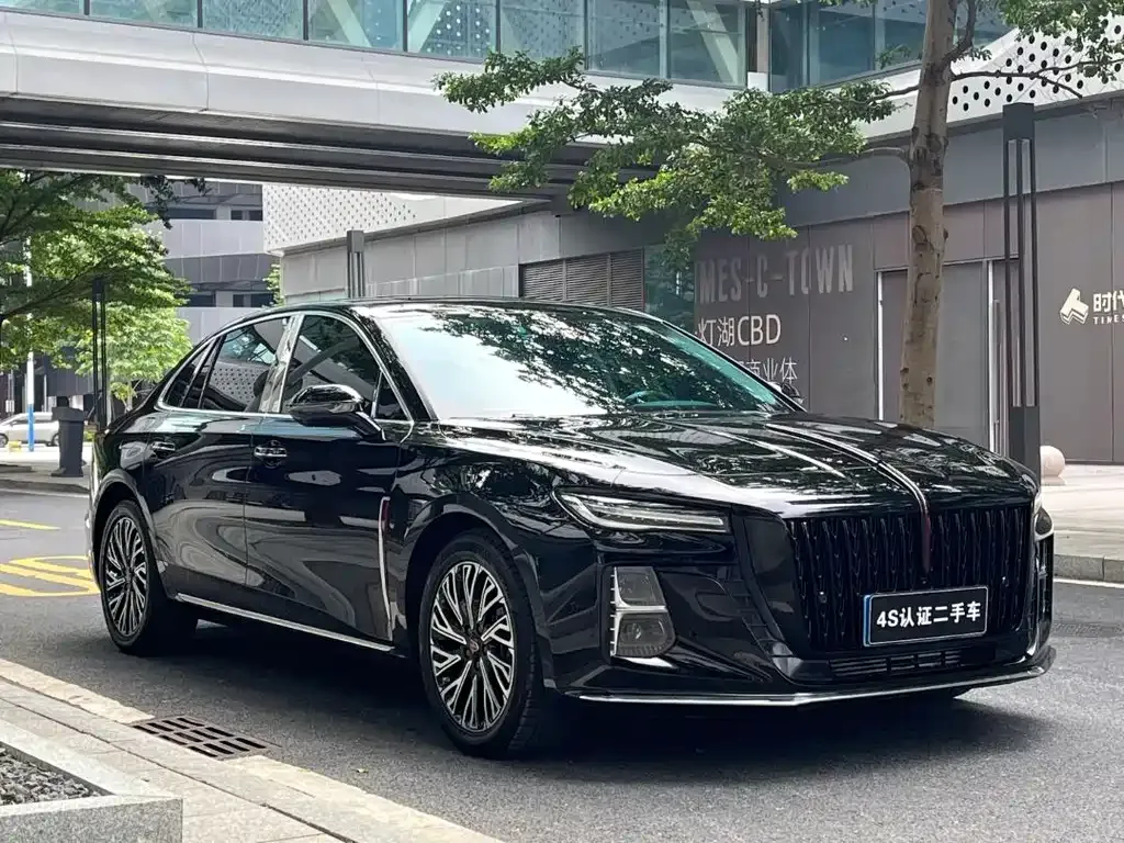 Hongqi H5 — фото 10