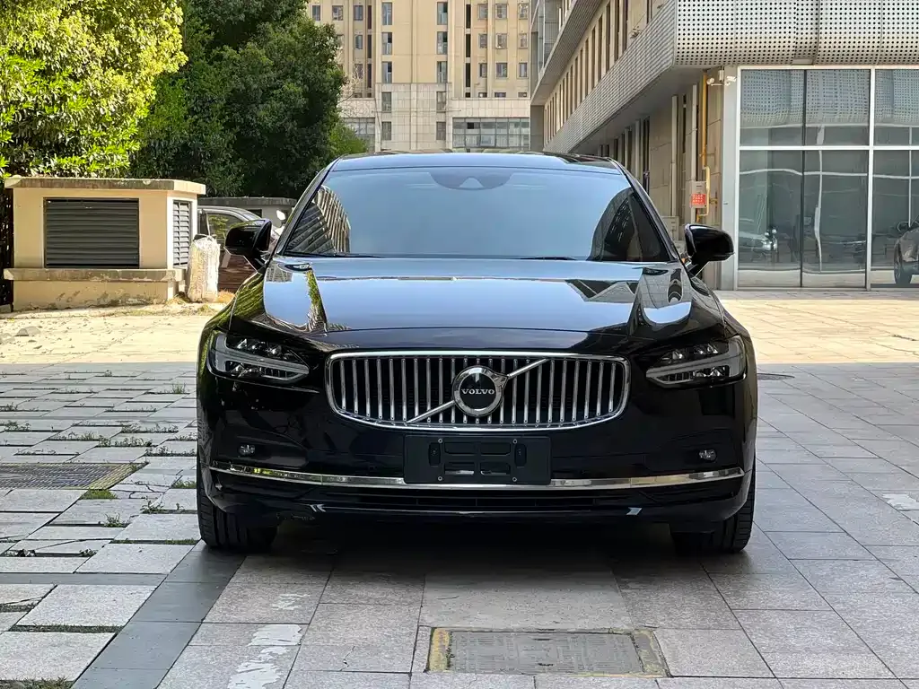 Volvo S90 — фото 9