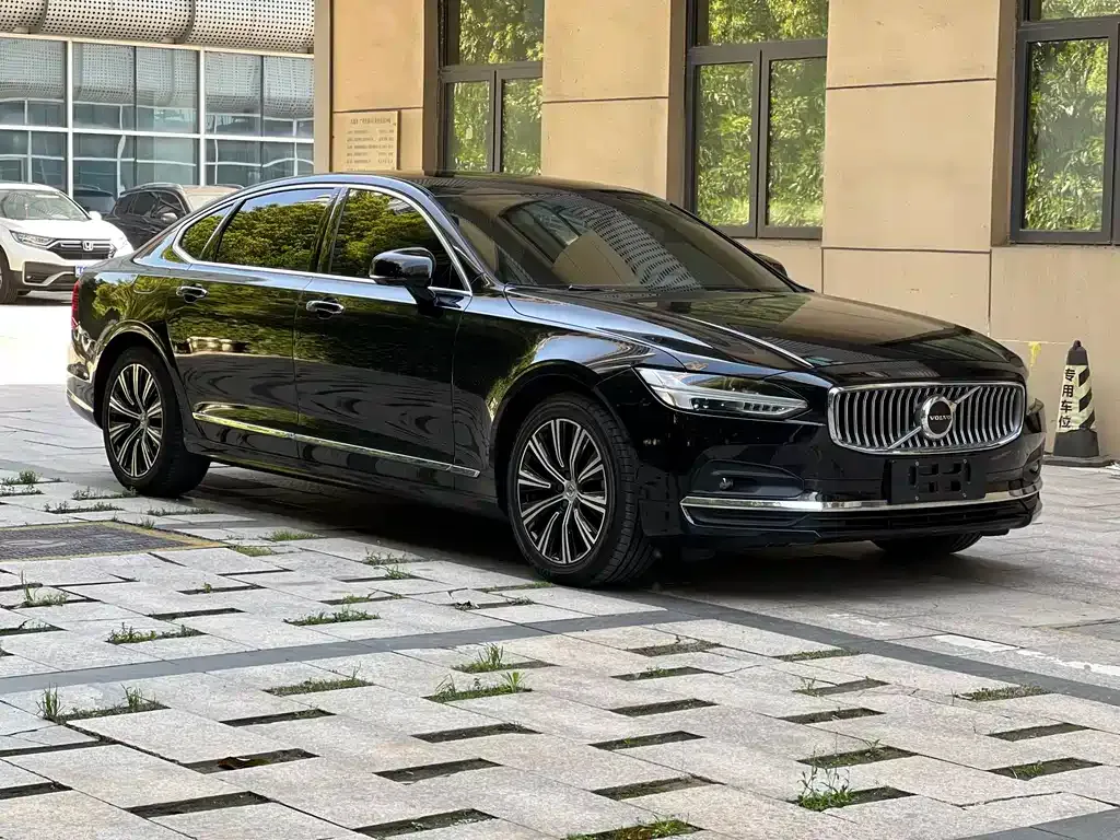 Volvo S90 — фото 7