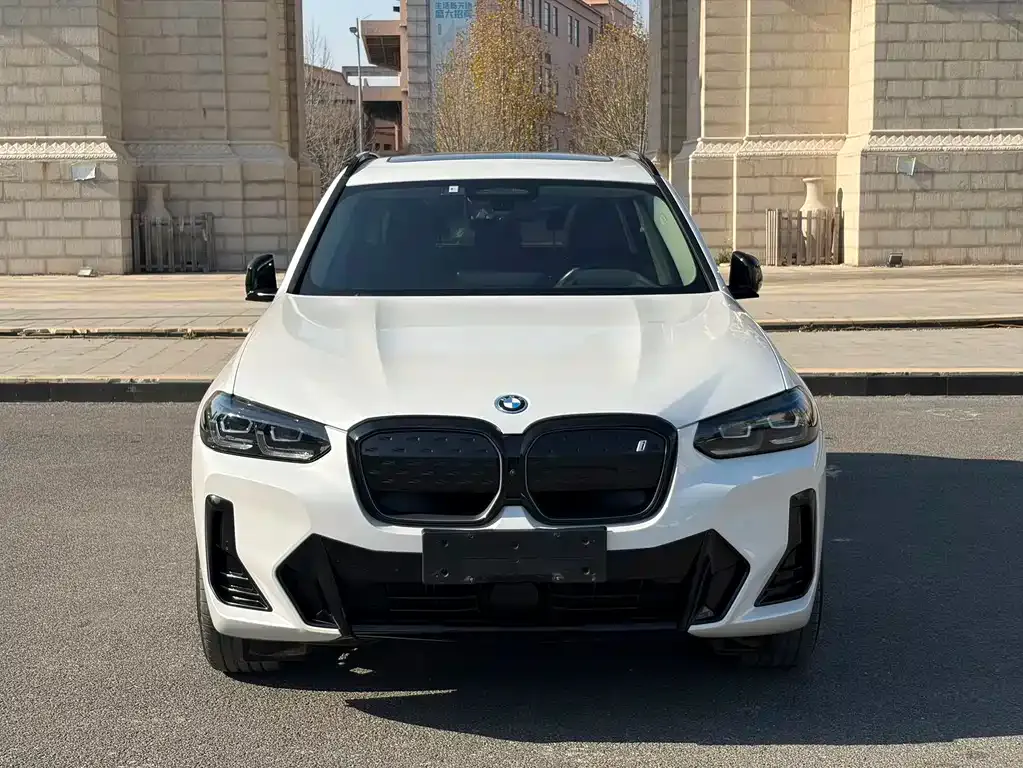 BMW iX3 2023 из CN, фото 4
