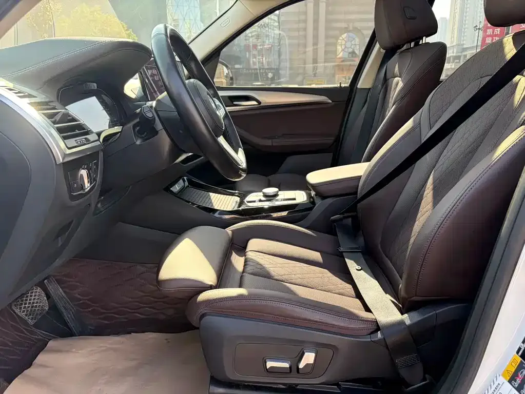 BMW iX3 2023 из CN, фото 2