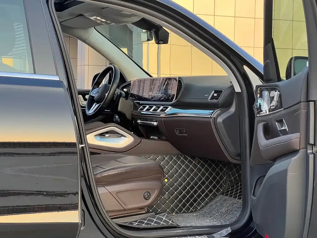Mercedes-Benz GLE — фото 7
