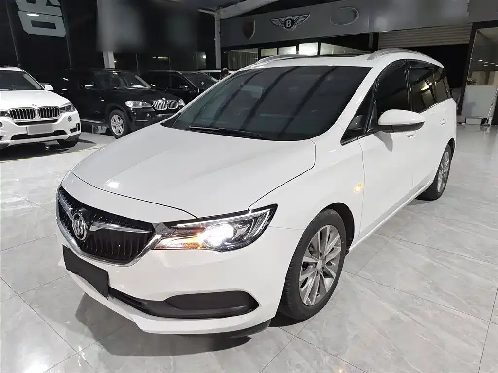 Buick GL6 2021 из CN, фото 2