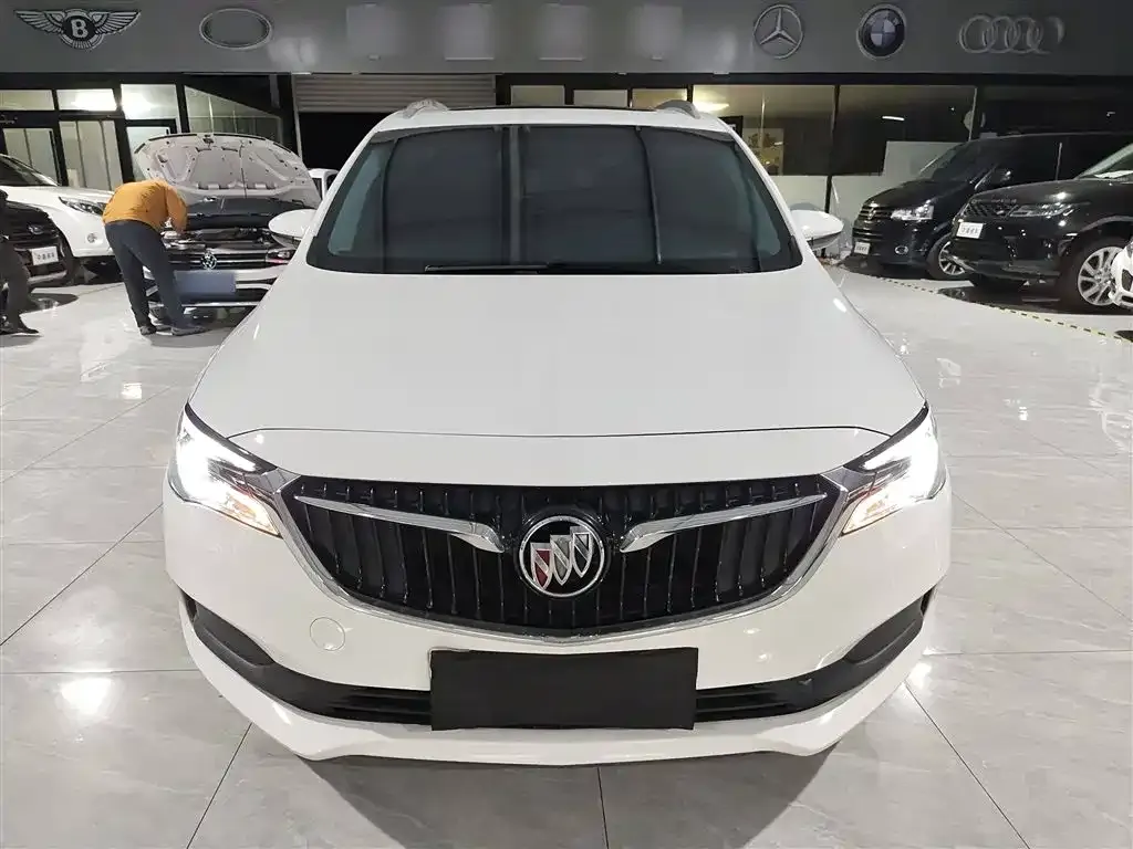 Buick GL6 2021 из CN, фото 3