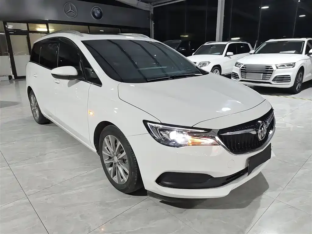 Buick GL6 2021 из CN, фото 4