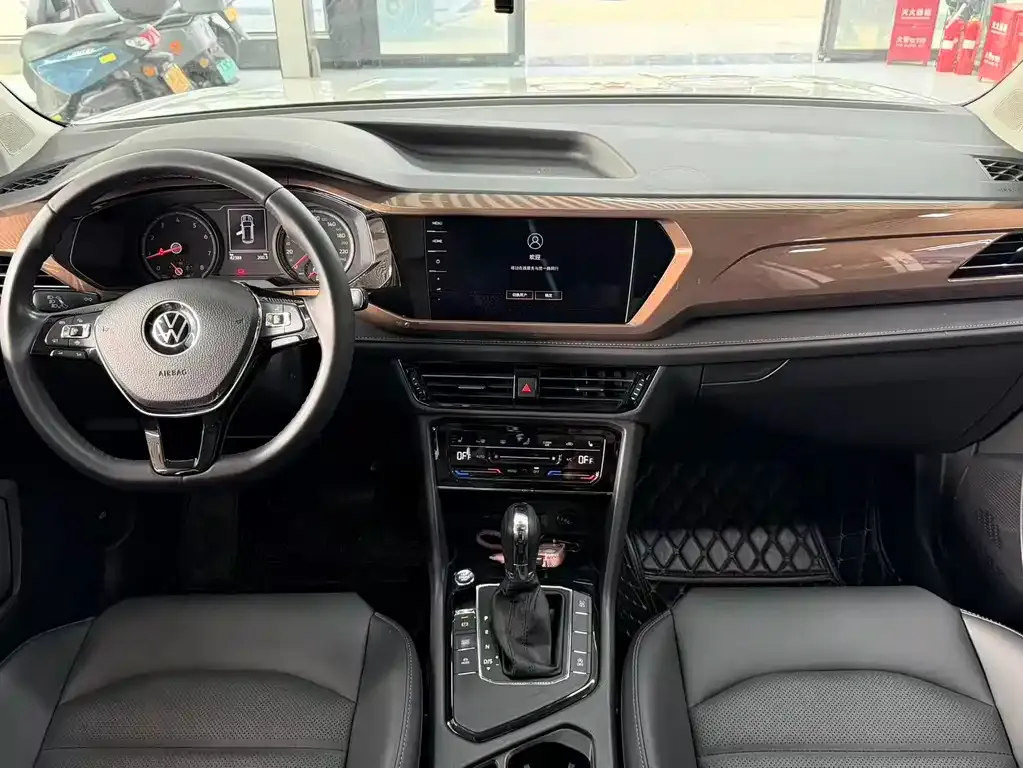 Volkswagen Tharu 2021 из CN, фото 6