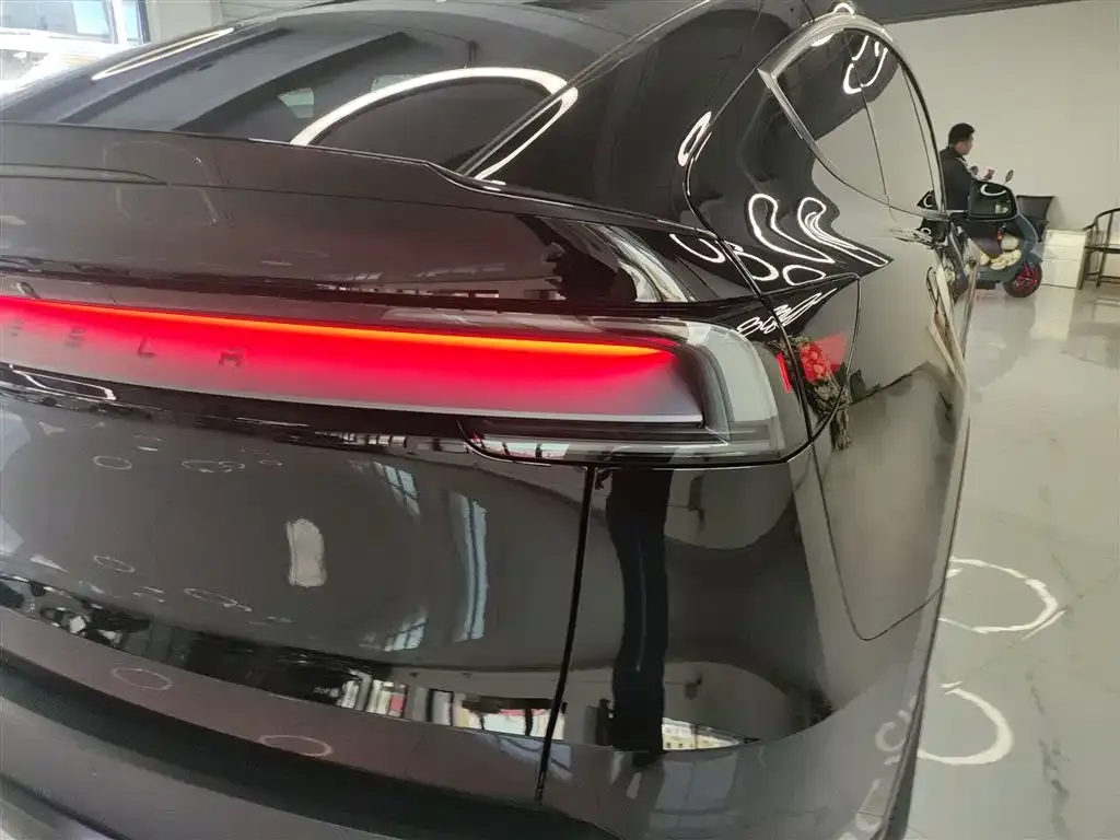 Tesla Model Y L 2025 из CN, фото 5
