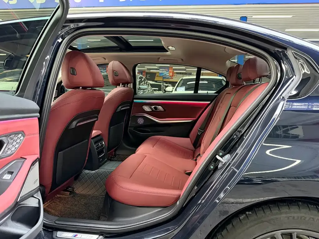 BMW 3 Series 2021 из CN, фото 7