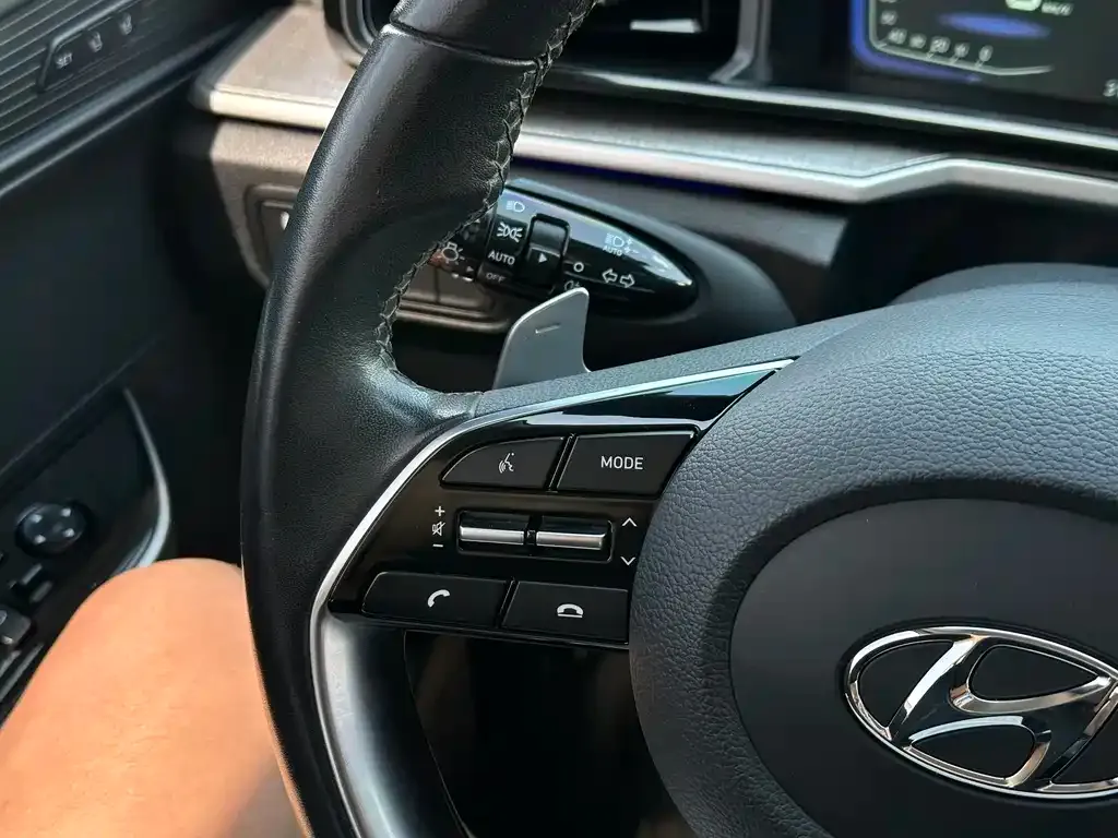 Hyundai Custo — фото 7