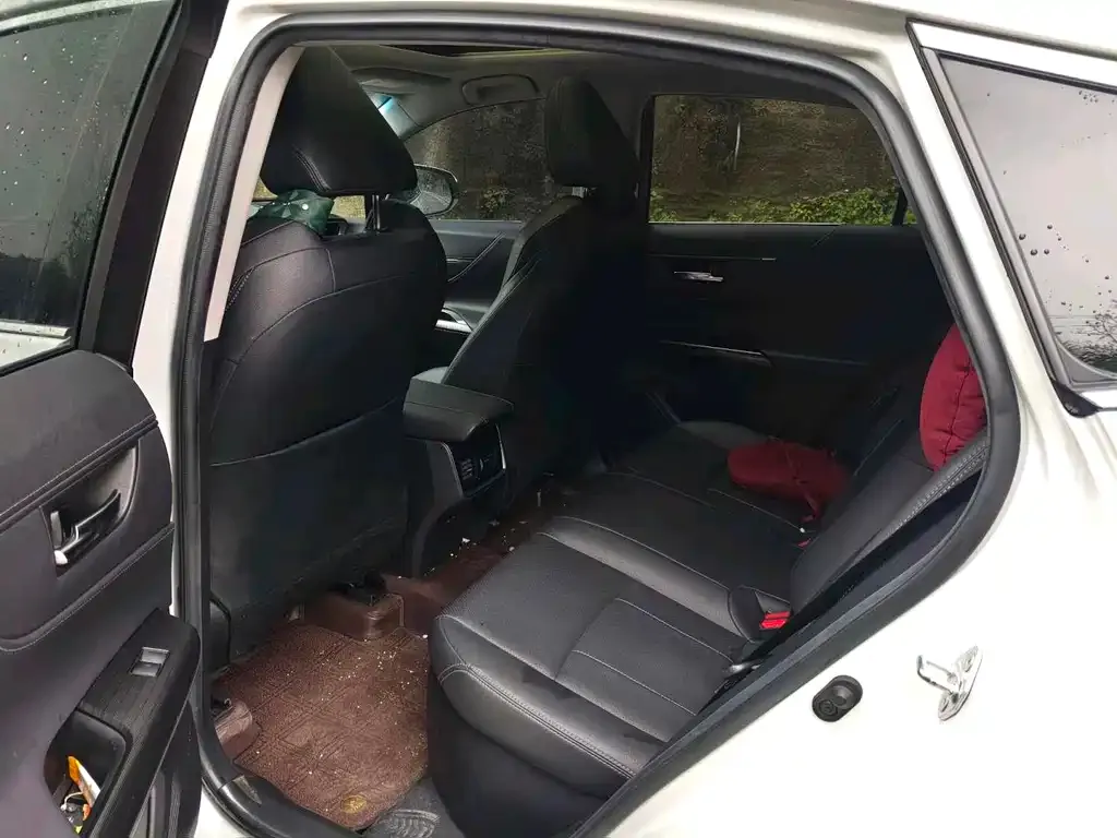 Toyota Harrier 2023 из CN, фото 10
