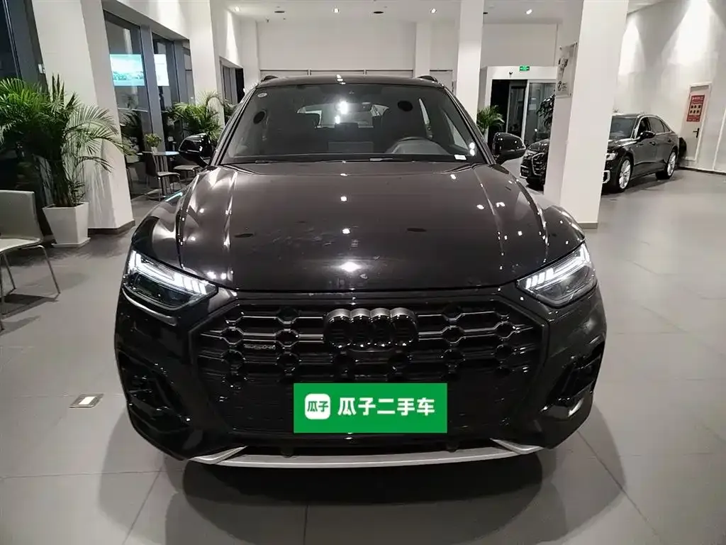 Audi Q5L 2025 из CN, фото 2