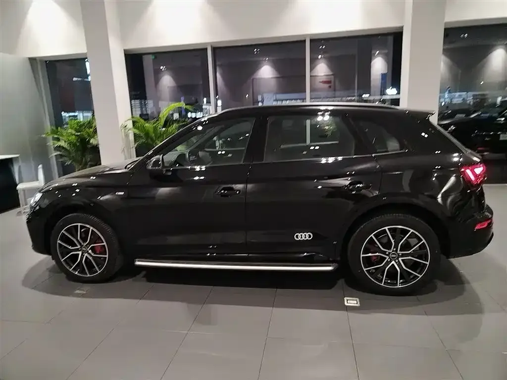 Audi Q5L 2025 из CN, фото 3