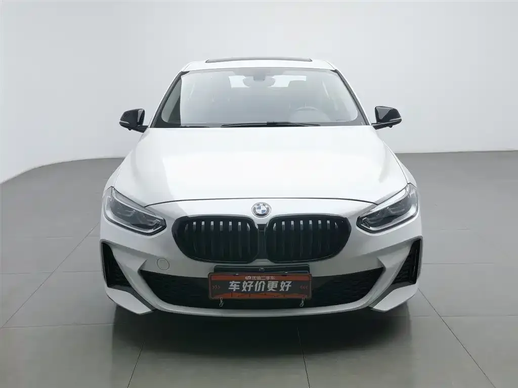 BMW 1 Series 2021 из CN, фото 3