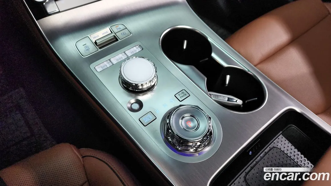 Genesis GV70 — фото 10