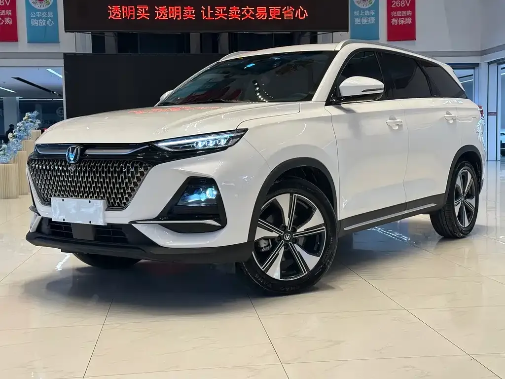 Changan X7 PLUS — фото 1