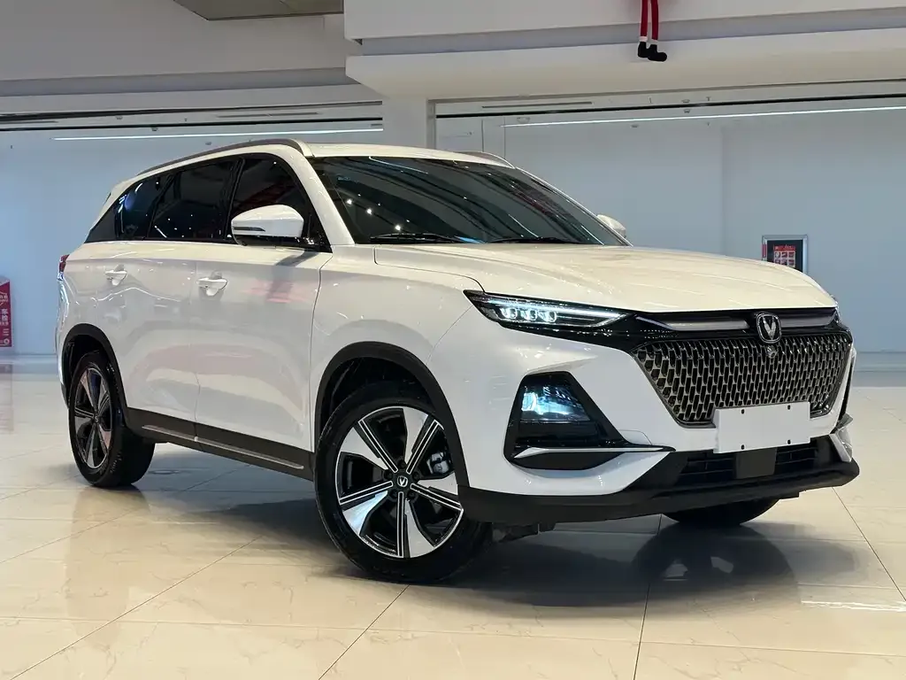 Changan X7 PLUS — фото 3