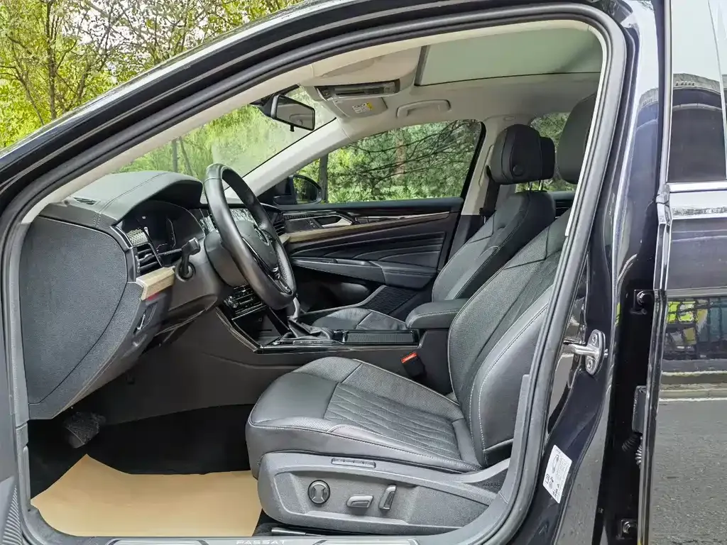 Volkswagen Passat — фото 6