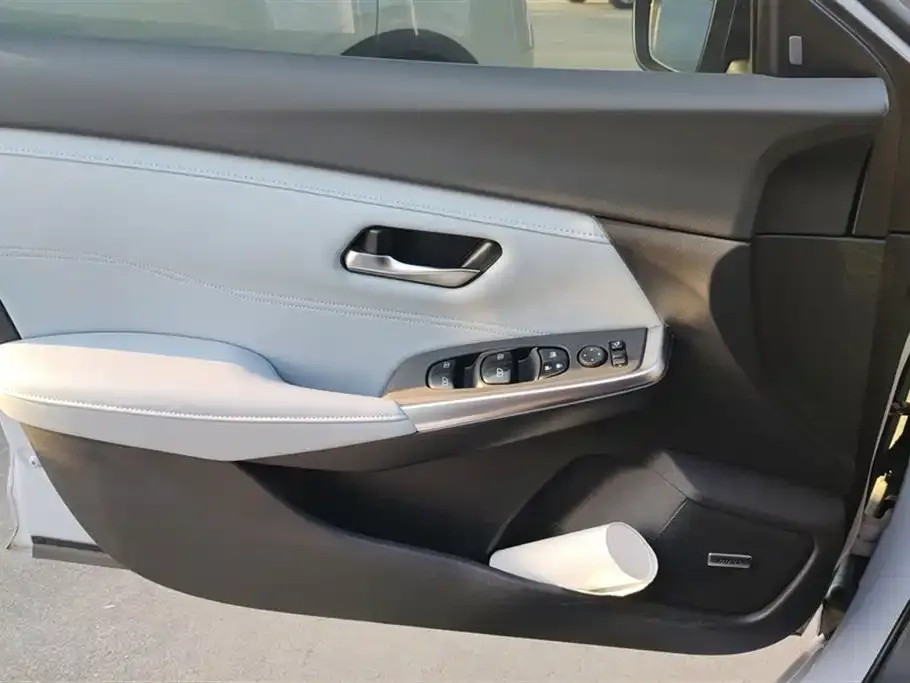 Nissan Sylphy 2023 из CN, фото 4