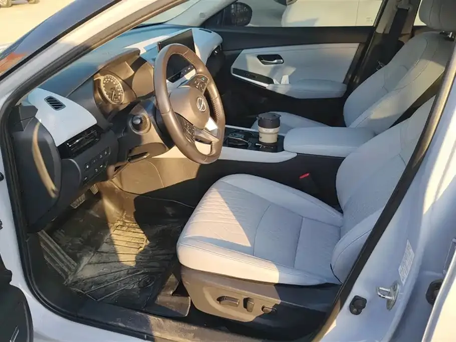 Nissan Sylphy 2023 из CN, фото 2