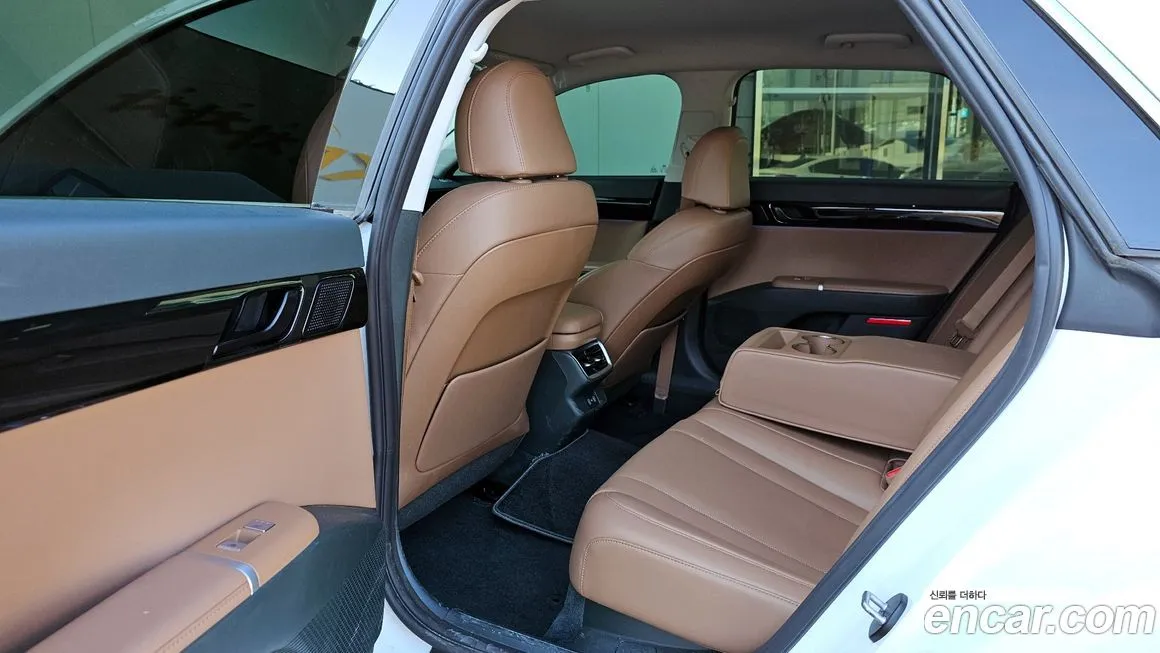 Hyundai Grandeur 2023 из KR, фото 8